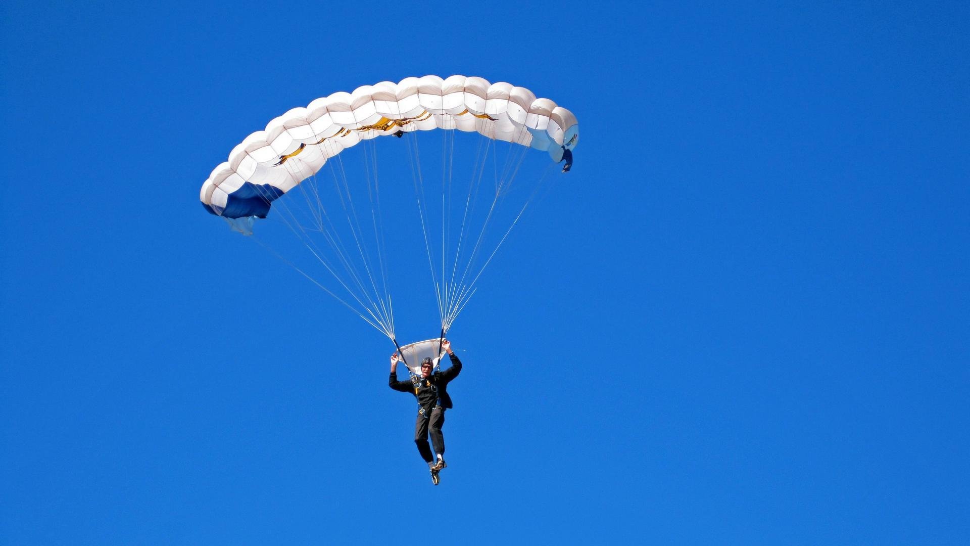 高校体育教育资源整合路径探索,高校体育教学
